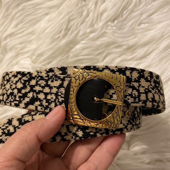 St. John Accessories - St John canvas material women belt size 12 excellent condition
